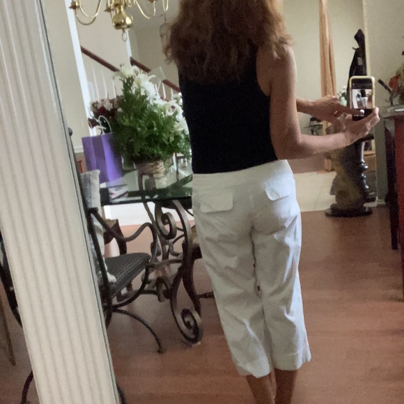 Bebe, size 4, cotton, Capris white pants - Picture 6 of 6